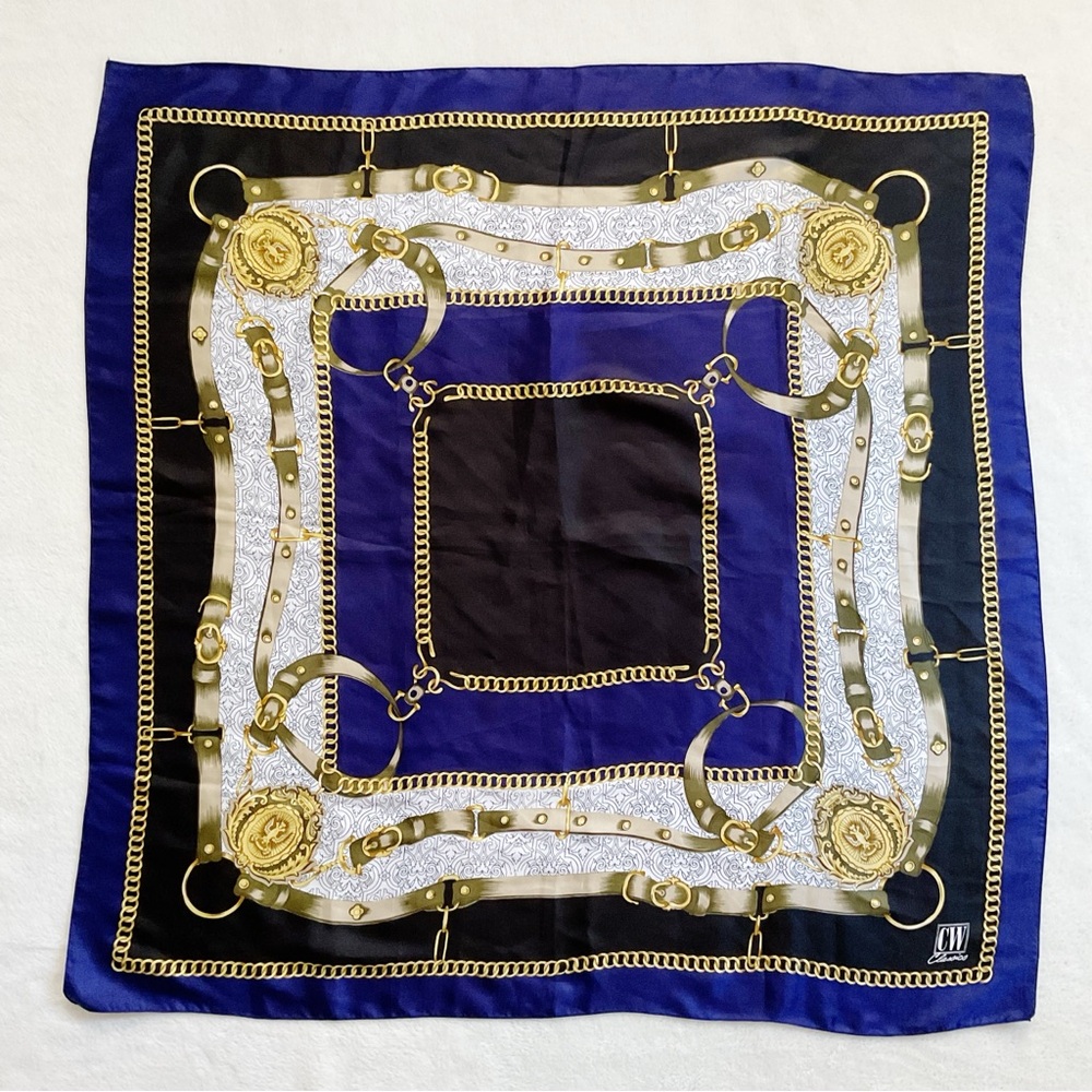 Vintage CW Classics Equestrian Chain Medallion Scarf 36” Navy Gold